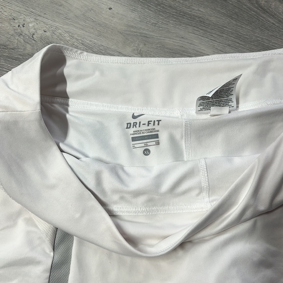 Nike white tennis skort size XL - Picture 4 of 8